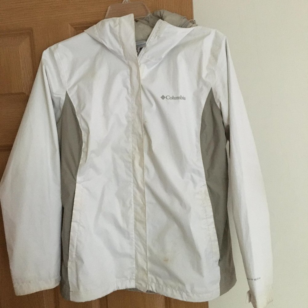 Columbia Women's White Light Jacket size L